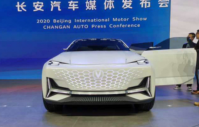 長安汽車logo設(shè)計